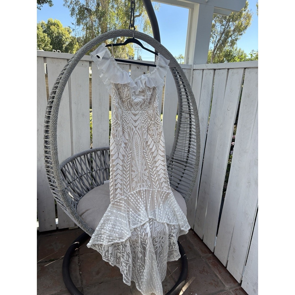Saints + Secrets White Lace Off The Shoulder High Low Midi Dress Size Medium NWT